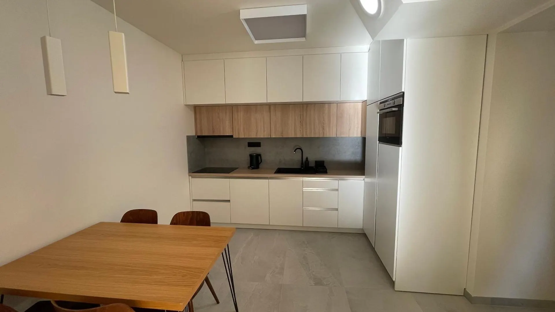 Apartman V Centru Ostravy S Parkovanim Ostrava 0*,